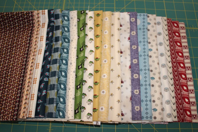 18 X 22 21 DEVON COUNTY Reproduction 100/% Cotton Quilt Fabric Fat Quarters By Karen Styles For Marcus Fabrics