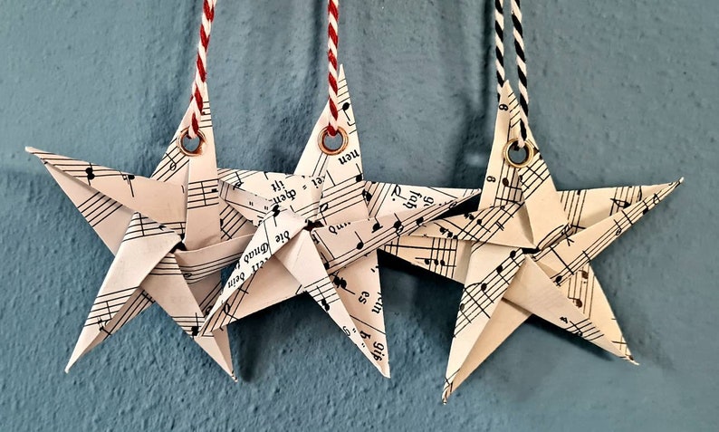 Book folding art: Stars made from old books or sheet music, hand folded and provided with an eyelet for hanging image 6