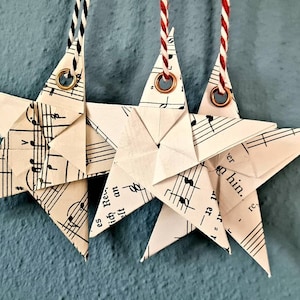 Book folding art: Stars made from old books or sheet music, hand folded and provided with an eyelet for hanging image 5