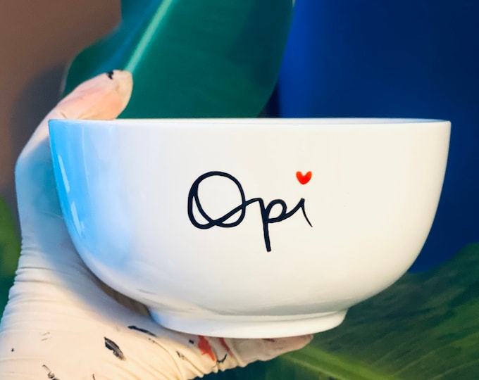 A cereal bowl with **Grandpa** makes a great gift for grandpa. Or as a message for the grandfather-to-be.