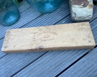 Antique German double cigar press made of wood, original Otto Holzapfel No. 261 Tobacciana Form Germany cigar mold press for 25 cigars