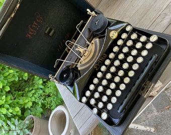 Machine à écrire vintage Erica modèle 5 étui antique - très bon état