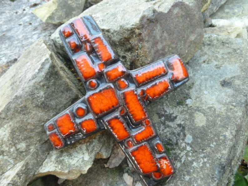 Wandkreuz / stylisch / Kirche / Jesus / orange / Bild 1