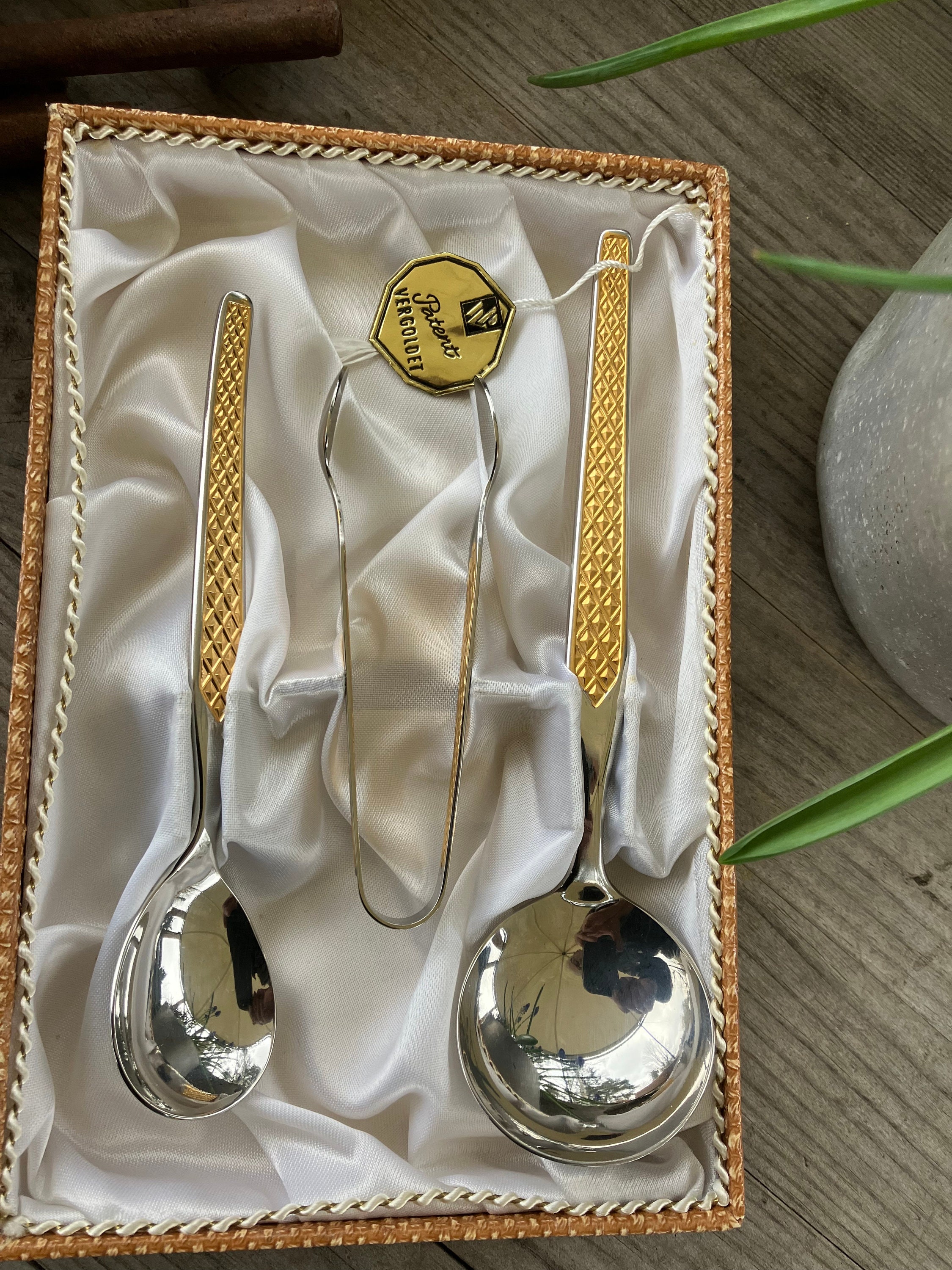 Besteckset Patent vergoldet Vintage Kaffeeset Zuckerzange, Kaffelöffel Sahnelöffel West Germany 60er Kaffeebesteck Paul Wirths Toledo Gold