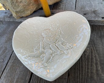 Heart-shaped bowl, KRÖMER relief heart plate, ceramic, shape no. 7738