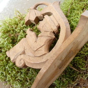 Scultura, ragazzo, anantrato vintage, legno, parete