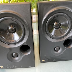 Speakers Review Kef Coda Speakers KEF Coda イギリスブランドの