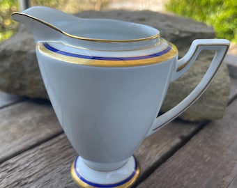 Vintage milk jug, old milk jug with gold rim, Bavaria Jäger & Co, porcelain blue and white