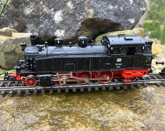 Märklin H0 3313 Steam locomotive BR 75 042 of the DB, Ep. III, old vintage collector's model