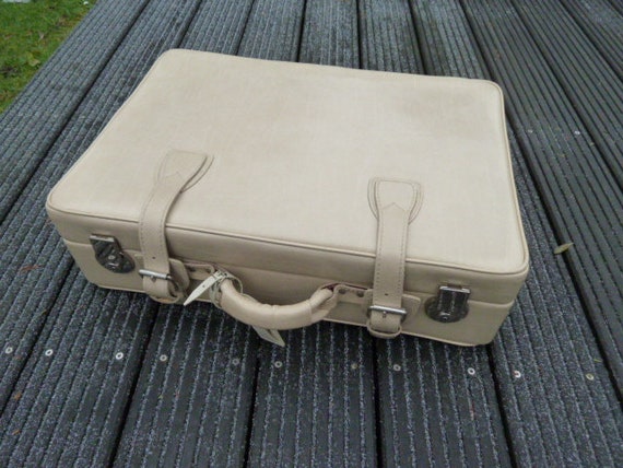 Vintage Suitcase 70s/ Retro / Gold Arrow/