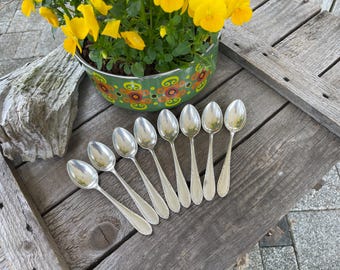 Antique silver spoons, 8 pieces, stamped HOMAG 100, in good condition. Antique silver spoons, 100s style, teaspoons, spoons