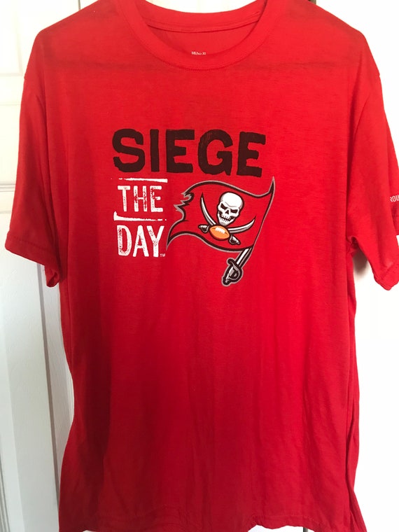 vintage tampa bay bucs shirts