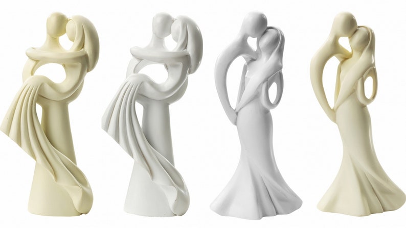 Cake figure height 10 cm Modern bridal couple cream & white image 1