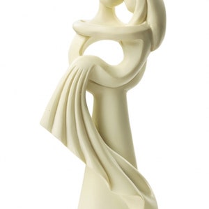 Cake figure height 10 cm Modern bridal couple cream & white Braut auf Arm creme