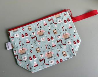 Small Zippered Project Bag / Sock Sack