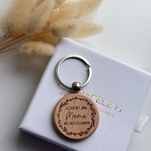 Wooden keychain for Mother&#39;s Day | custom engraving | personalized | gift idea | mom