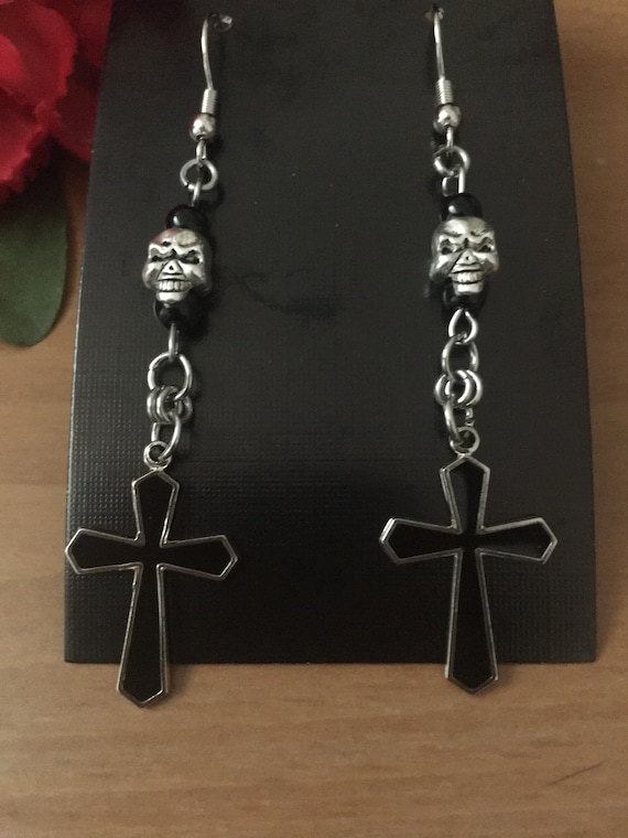 Gothic Cross Earrings With Silver Metal Skulls Skull Earrings