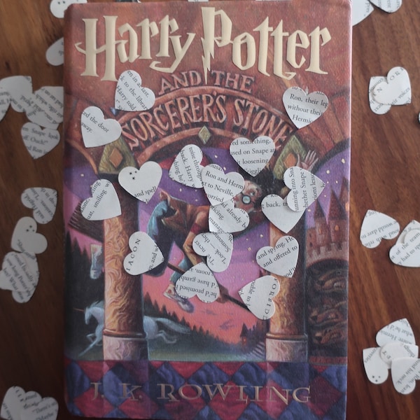 Harry Potter Book Confetti - Small Paper Hearts - Wedding Table Decor - Sorcerers Stone - Literary Wedding - Harry Potter Valentine