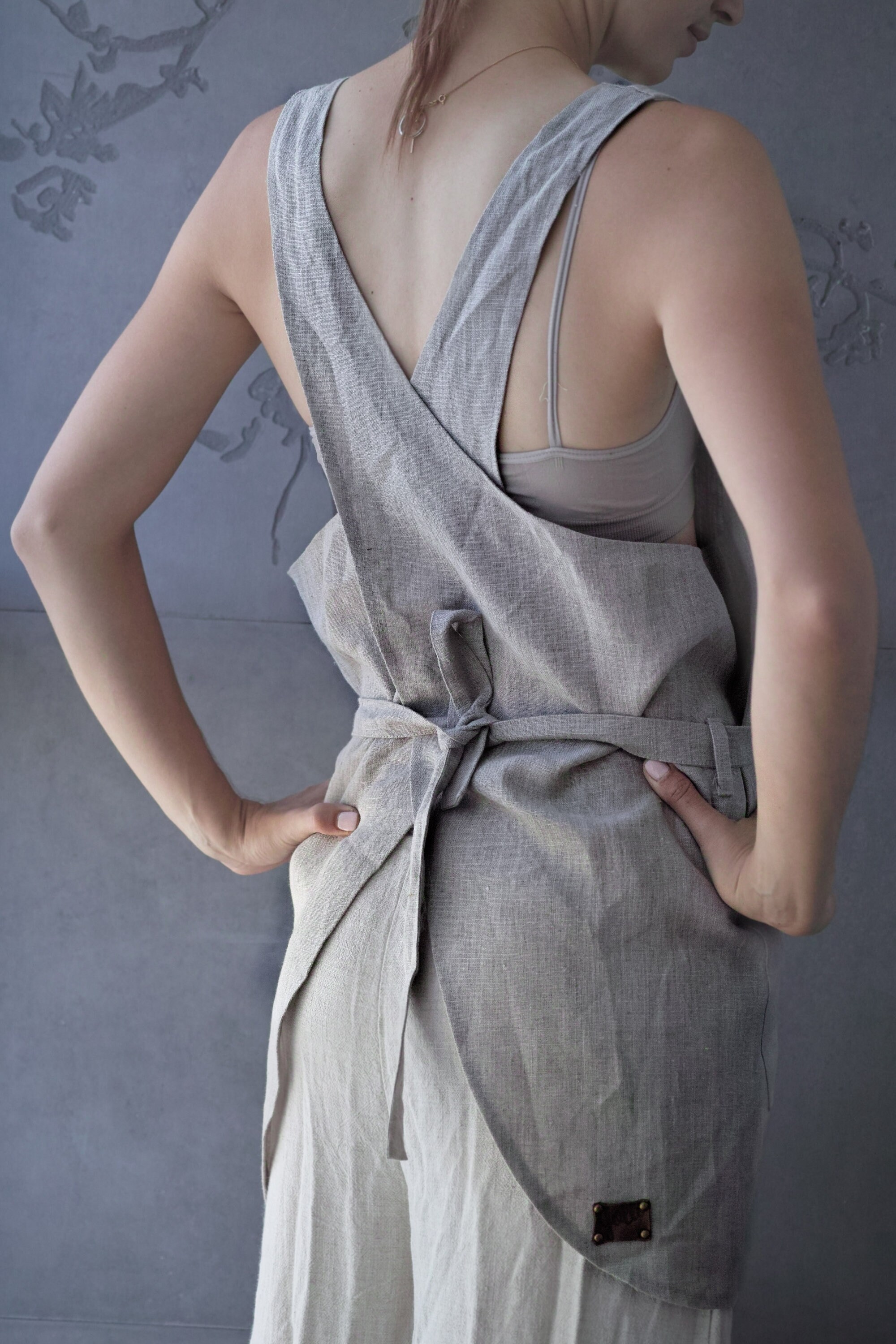 white pinafore apron plus size