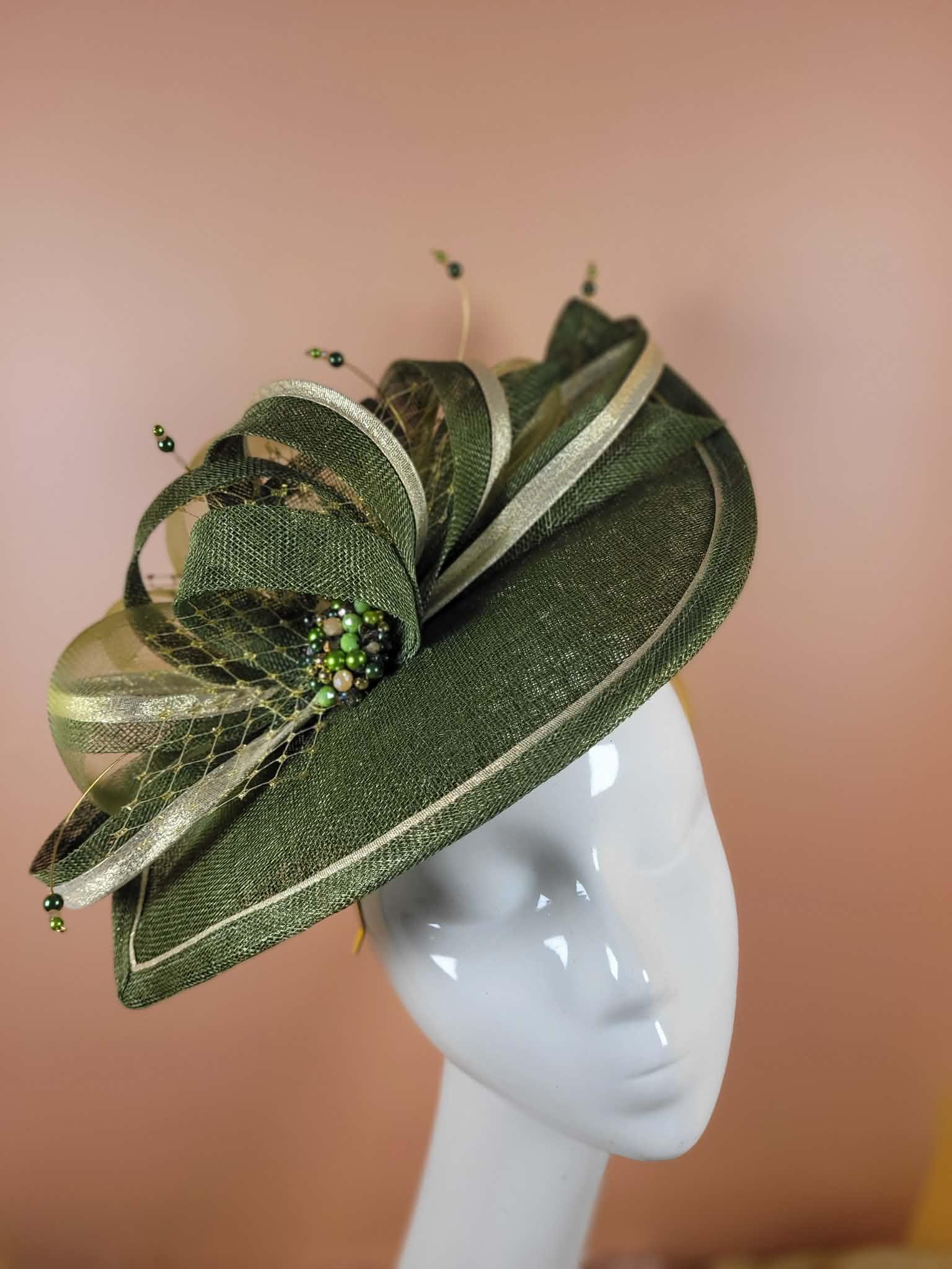 what colour hat with green dress What Colour Hat To Wear With Emerald Green Dress