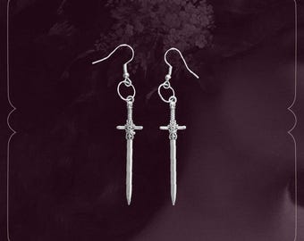 BOUCLES D'OREILLES ÉPÉE MÉDIÉVALE Bijoux gothiques grunge