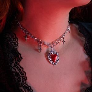 FIERY HEART CHOKER: Gothic Grunge Necklace with Celestial Stars