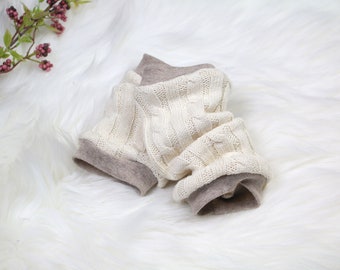 Poignets torsadés enfants bébé tricot crème