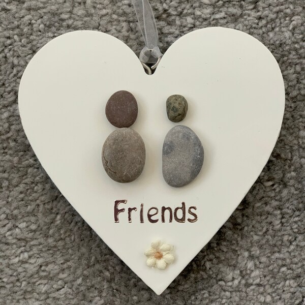 Wooden Pebble hearts /keepsake/hanging heart/gift/special gift/friends/family/Thank you/Teachergifts