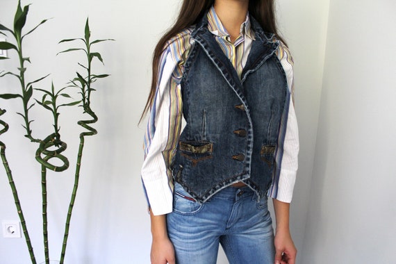 low vest jeans