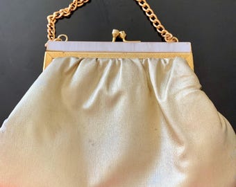 Torebka wieczorowa Vintage Made In Hong Kong Gold Lame z ramką z masy perłowej