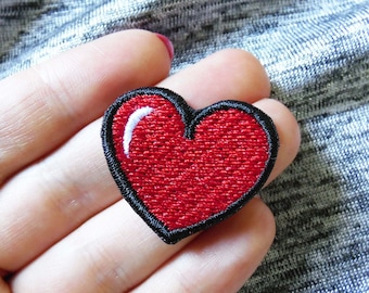 Red Little Heart Patch Sew on Patch Naszywka Embroidered Patch Applique Patches for Jackets Patches for Bags For t-shirt DIY