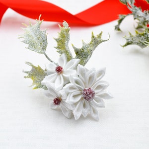 Frosted Holly Snowy White Kanzashi Hair Accessory or Brooch Tsumami Zaiku for Wedding, Costume, Formal Wear, Gift for Her image 3