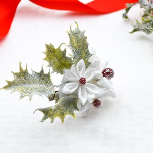 Frosted Holly Snowy White Kanzashi Hair Accessory or Brooch Tsumami Zaiku for Wedding, Costume, Formal Wear, Gift for Her image 2