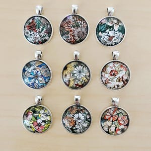 Flower Necklace, Jewelry, Pendant Necklace /  Nature Inspired Jewelry