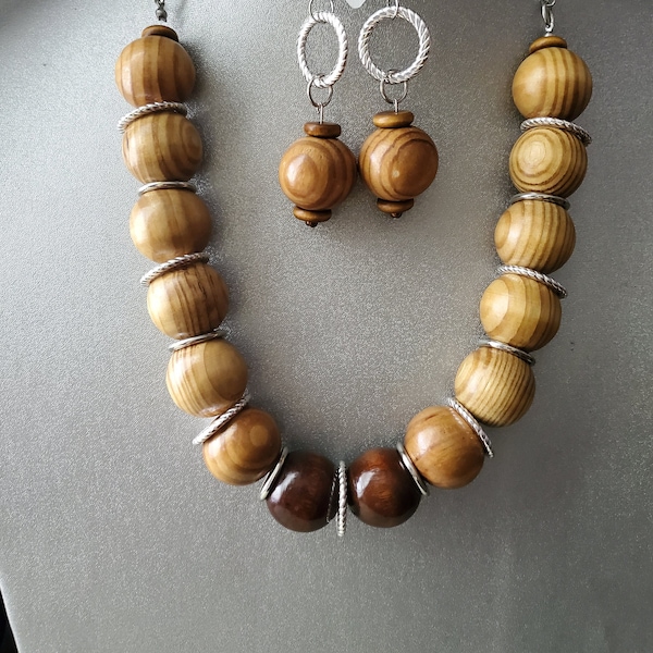 JJD "Coppice" A 25mm wood ball  necklace set.  These large round wood balls are of various designs and  shades with silver-tone circle hoops