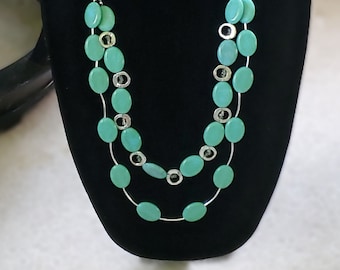 Just Jewels Designs "Inform" - a faux turquoise and silver color flat beaded necklace set with gorgeous Rolo chain accents.