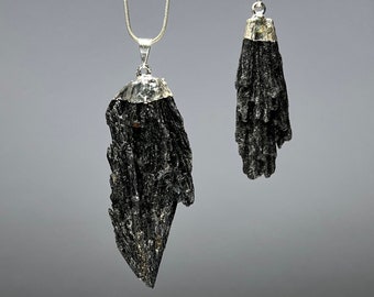 Black Kyanite Pendant Necklace, Black Kyanite Crystal Pendant with Free Chain