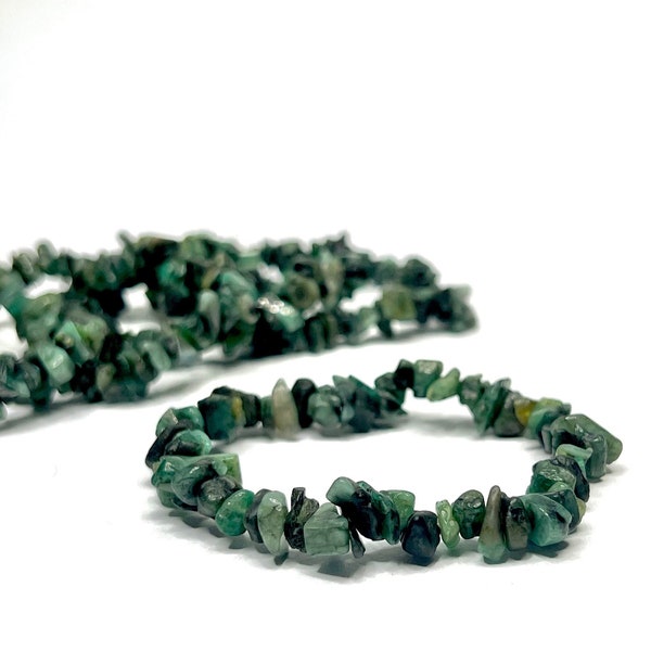 Emerald Crystal Bracelet, Emerald Gemstone Chips Beaded Bracelet