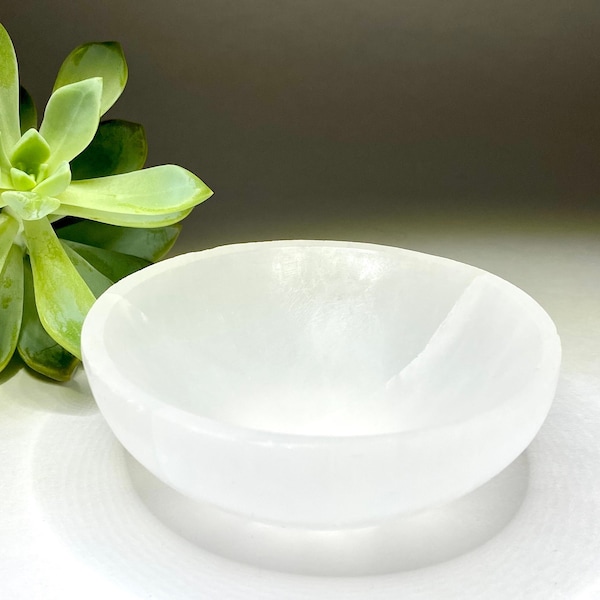 Selenite Charging Crystal Bowl, Selenite Crystal Charging Station, Natural Moroccan White Selenite Hand-Carved Bowl