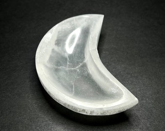 Selenite Charging Crystal Bowl, Selenite Crystal Charging Station, Natural Moroccan Selenite Hand-Carved Crescent Moon Shape Bowl