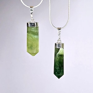 Jade nefriethanger ketting: sterlingzilveren hanger met ketting