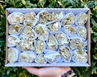 Muscovite Gold Mica Crystal Flat, Rough Natural Stones, Premium Quality "A' Grade Muscovite, Bulk Wholesale Crystals