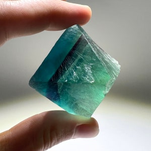 Natural Rainbow Fluorite Crystals, Octahedron, Green, Purple Diamond Shape Gemstones