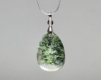 houseofgems Sterling Silver Natural Lodolite Small Teardrop Shaped Gemstone Pendant Necklace houseofgems Sterling Silver Natural Lodolite Small Teardrop Shaped Gemstone Pendant Necklace