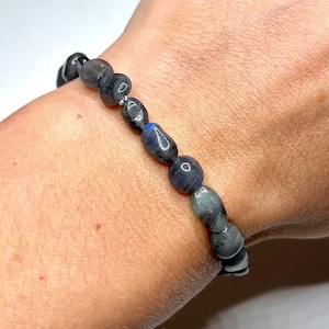 Labradorite Crystal Bracelet: Gemstone Oval Bead Stretch Bracelet