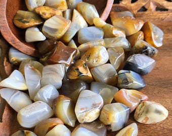 Natural Banded Agate Tumble Stones - 30mm
