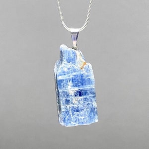 Blue Kyanite Pendant Necklace, Kyanite Crystal Pendant with Free Chain