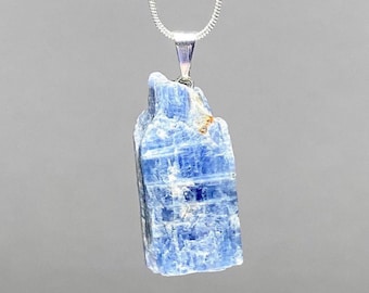 Blue Kyanite Pendant Necklace, Kyanite Crystal Pendant with Free Chain