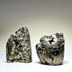 Pyrite Crystal Clusters, Free Standing Pyrite Stone Specimen with Cut Base