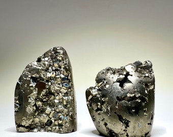 Pyrite Mini Cut Base